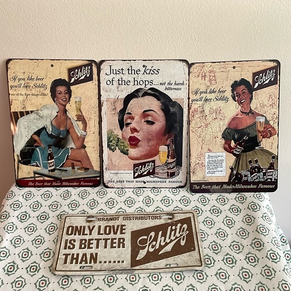 Lot of 4 Schlitz Beer Memorabilia - Picture 1 of 6